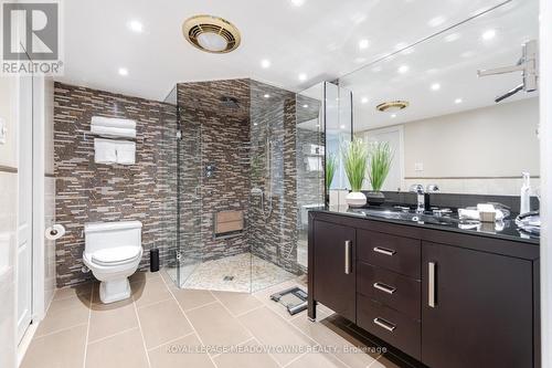 6276 Donway Drive E, Mississauga, ON - Indoor Photo Showing Bathroom