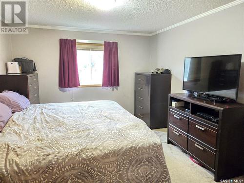 112 2Nd Avenue, Macrorie, SK - Indoor Photo Showing Bedroom