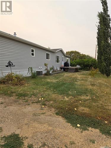 112 2Nd Avenue, Macrorie, SK - Outdoor