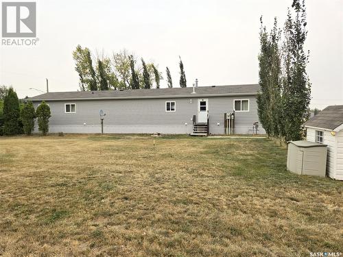 112 2Nd Avenue, Macrorie, SK - Outdoor