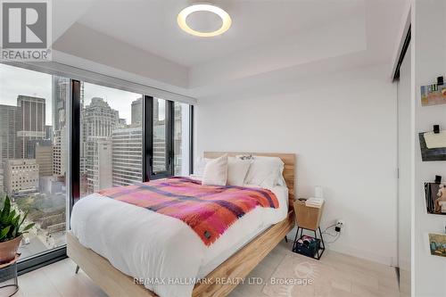 1903 - 188 Cumberland Street, Toronto, ON - Indoor Photo Showing Bedroom