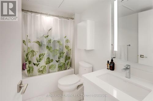 1903 - 188 Cumberland Street, Toronto, ON - Indoor Photo Showing Bathroom