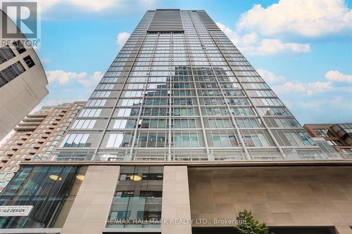 1903 - 188 Cumberland Street, Toronto, ON - Outdoor