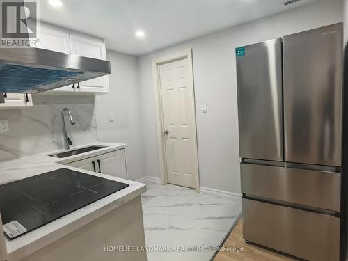 5 Richbourne Court, Toronto (Tam O'Shanter-Sullivan), ON - Indoor Photo Showing Kitchen