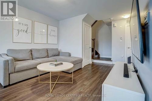 63 - 2315 Sheppard Avenue W, Toronto (Humberlea-Pelmo Park), ON - Indoor Photo Showing Living Room