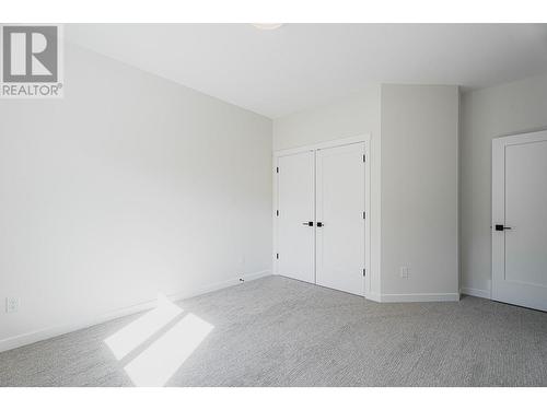 2594 Grand View Place, Blind Bay, BC - Indoor Photo Showing Other Room