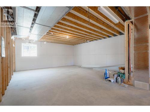 2594 Grand View Place, Blind Bay, BC - Indoor Photo Showing Basement