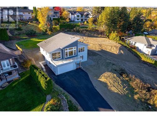 2594 Grand View Place, Blind Bay, BC - Outdoor