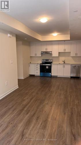 #212 - 755 Omega Drive, Pickering, ON - Indoor Photo Showing Kitchen