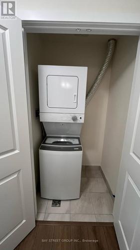 #212 - 755 Omega Drive, Pickering, ON - Indoor Photo Showing Laundry Room