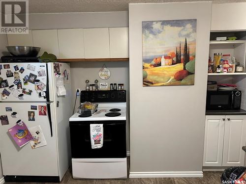 622 P Avenue N, Saskatoon, SK - Indoor Photo Showing Kitchen