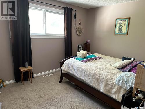 622 P Avenue N, Saskatoon, SK - Indoor Photo Showing Bedroom