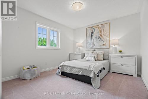 118 Bayview Avenue, Georgina, ON - Indoor Photo Showing Bedroom