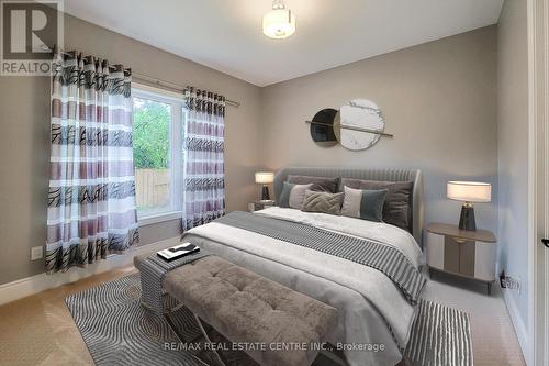 1081 Bomorda Drive, Oakville (College Park), ON - Indoor Photo Showing Bedroom