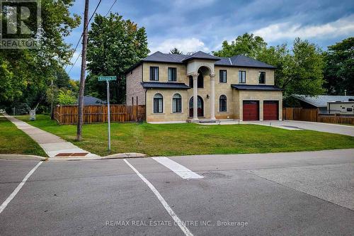 1081 Bomorda Drive, Oakville (College Park), ON - Outdoor With Facade