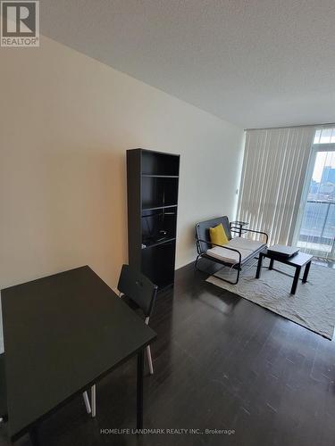 2708 - 21 Carlton Street, Toronto, ON - Indoor Photo Showing Other Room