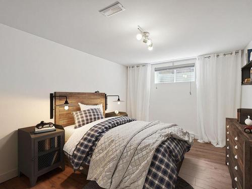 Chambre Ã Â coucher - 45 Rue Jean-Paul-Lemieux, Notre-Dame-De-L'Île-Perrot, QC - Indoor Photo Showing Bedroom