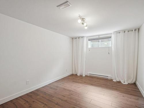 Bedroom - 45 Rue Jean-Paul-Lemieux, Notre-Dame-De-L'Île-Perrot, QC - Indoor Photo Showing Other Room