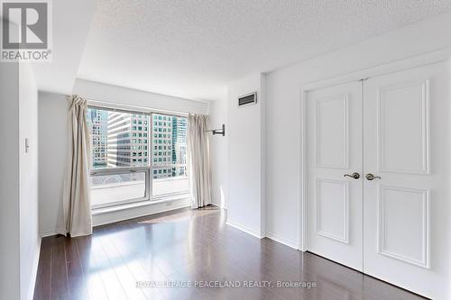 1009 - 10 Queens Quay W, Toronto (Waterfront Communities), ON - Indoor Photo Showing Other Room