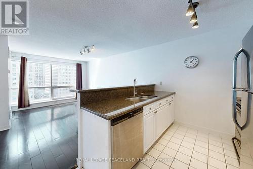 1009 - 10 Queens Quay W, Toronto (Waterfront Communities), ON - Indoor Photo Showing Kitchen With Double Sink