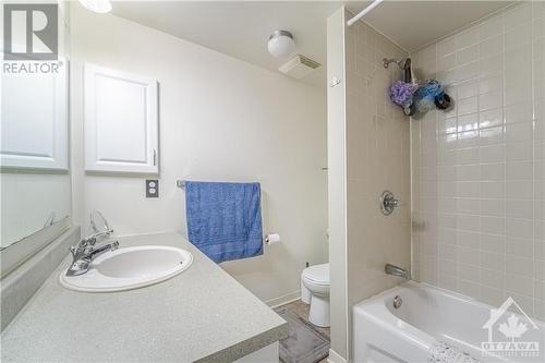 799 Montreal Road Unit#28, Ottawa, ON - Indoor Photo Showing Bathroom