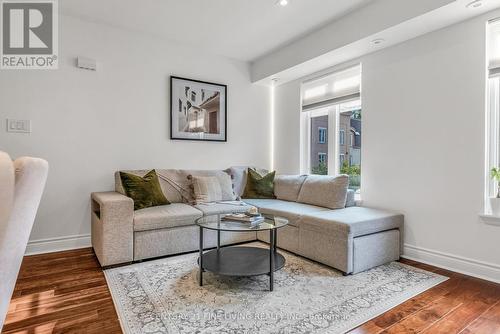 626 - 38 Western Battery Road, Toronto (Niagara), ON - Indoor Photo Showing Living Room