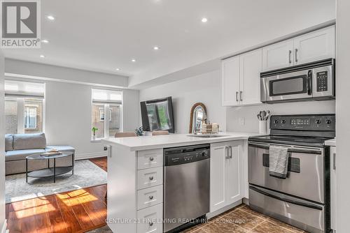 626 - 38 Western Battery Road, Toronto (Niagara), ON - Indoor Photo Showing Kitchen