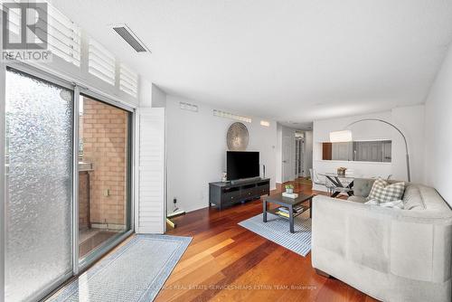 106 - 190 Manitoba Street, Toronto (Mimico), ON - Indoor Photo Showing Living Room