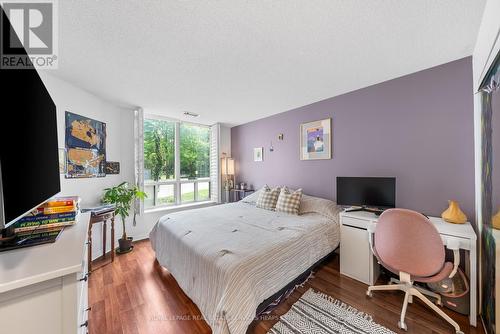 106 - 190 Manitoba Street, Toronto, ON - Indoor Photo Showing Bedroom