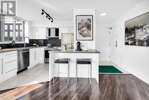 201 - 250 Queens Quay W, Toronto, ON - Indoor Photo Showing Kitchen With Upgraded Kitchen