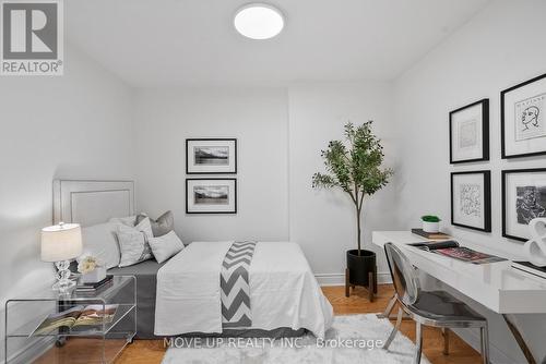 2005 - 7 North Park Road, Vaughan, ON - Indoor Photo Showing Bedroom