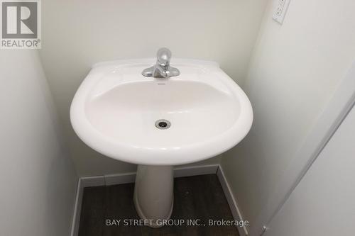 124 - 40 Summit Avenue, London, ON - Indoor Photo Showing Bathroom