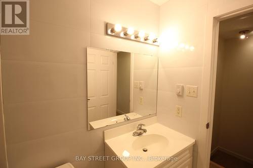 124 - 40 Summit Avenue, London, ON - Indoor Photo Showing Bathroom