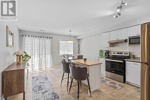 4 - 3320 Meadowgate Boulevard, London, ON - Indoor Photo Showing Kitchen