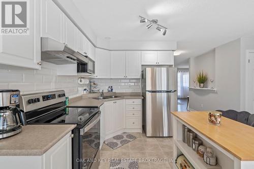 4 - 3320 Meadowgate Boulevard, London, ON - Indoor Photo Showing Kitchen With Double Sink