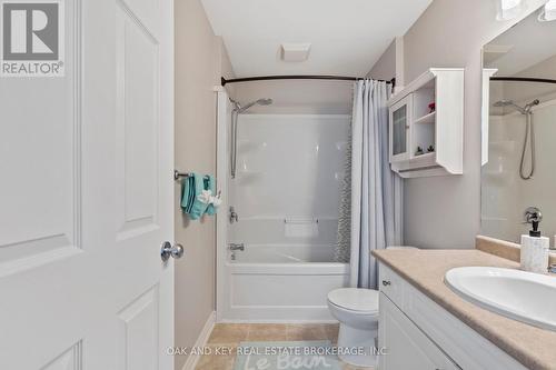 4 - 3320 Meadowgate Boulevard, London, ON - Indoor Photo Showing Bathroom