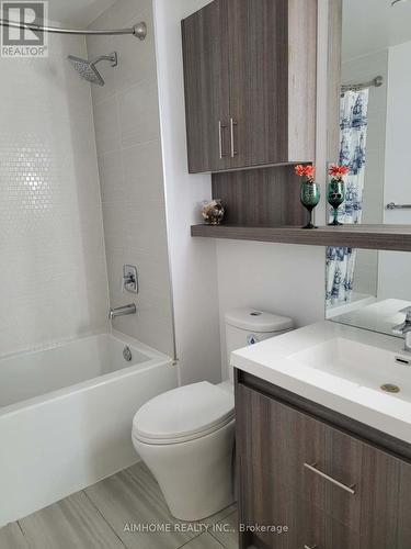 102 - 150 Fairview Mall Drive, Toronto (Don Valley Village), ON - Indoor Photo Showing Bathroom