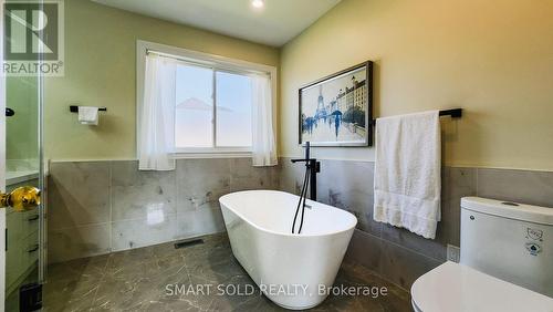 82 Edward Jeffreys Avenue, Markham, ON - Indoor Photo Showing Bathroom