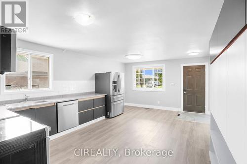 54 Ramsey Street, St. Catharines, ON - Indoor Photo Showing Kitchen