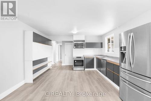 54 Ramsey Street, St. Catharines, ON - Indoor Photo Showing Kitchen