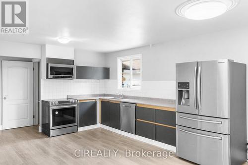 54 Ramsey Street, St. Catharines, ON - Indoor Photo Showing Kitchen