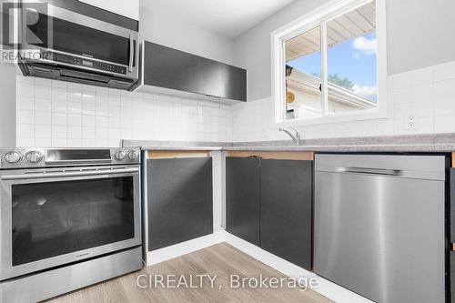 54 Ramsey Street, St. Catharines, ON - Indoor Photo Showing Kitchen