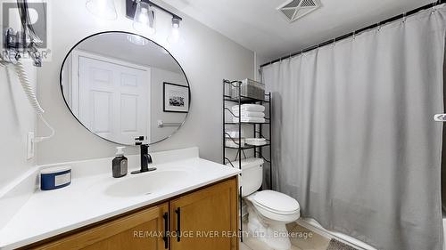 701 - 18 Kenaston Gardens, Toronto, ON - Indoor Photo Showing Bathroom