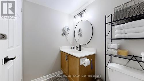 701 - 18 Kenaston Gardens, Toronto, ON - Indoor Photo Showing Laundry Room