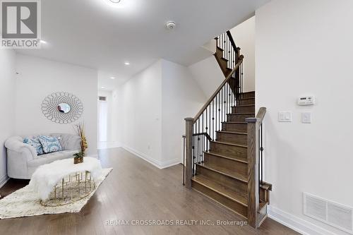 31 Causland Lane, Richmond Hill (Devonsleigh), ON - Indoor Photo Showing Other Room