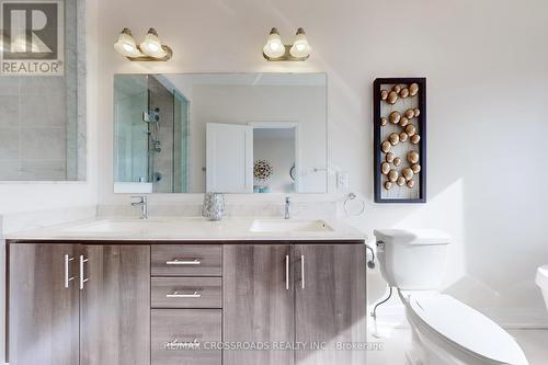 31 Causland Lane, Richmond Hill (Devonsleigh), ON - Indoor Photo Showing Bathroom