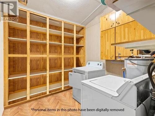 6 Jubilee Trail, Whitehorse South, YT - Indoor Photo Showing Laundry Room