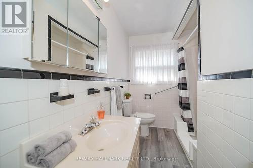 44 Budea Crescent, Toronto (Wexford-Maryvale), ON - Indoor Photo Showing Bathroom