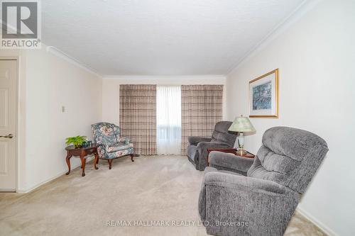 44 Budea Crescent, Toronto (Wexford-Maryvale), ON - Indoor Photo Showing Living Room