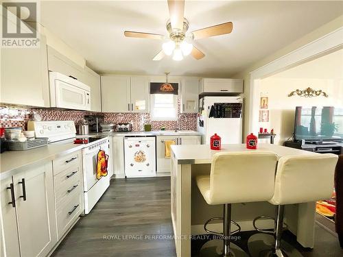 8 - 3265 Front Road, Prescott And Russell, ON - Indoor Photo Showing Kitchen